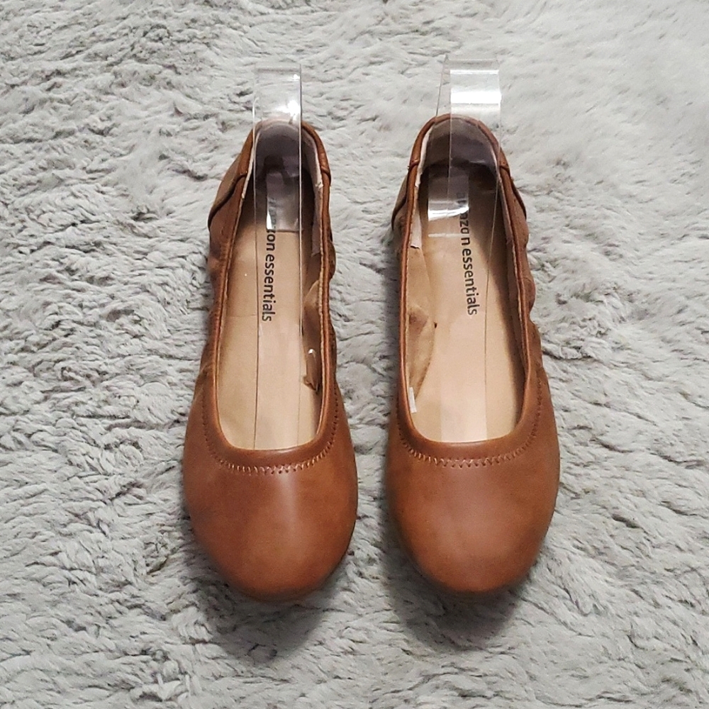 Amazon Essentials tan ballet flats shoes size 7